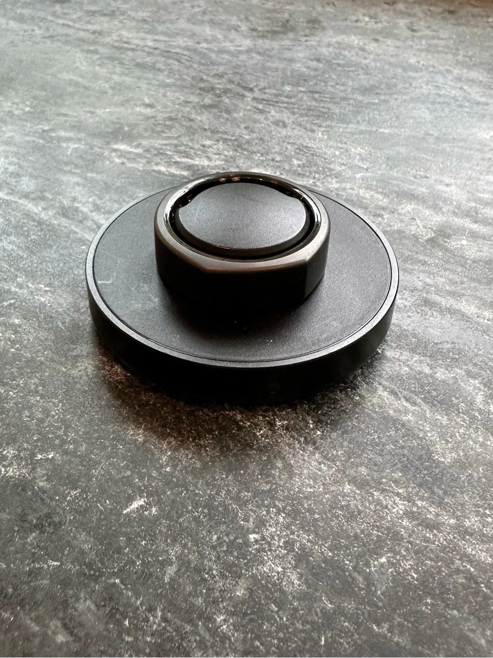 Oura Ring Stealth - GEN 3 Heritage (Size 11)
